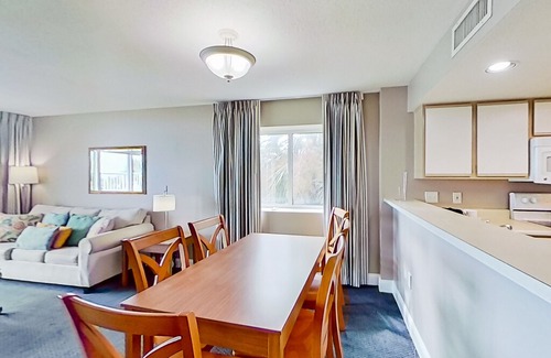 Myrtle Beach Condo | 2nd Floor Oceanfront Snowbird Friendly Condo w/ Shared Pool/Hot Tub, AC, WiFi!