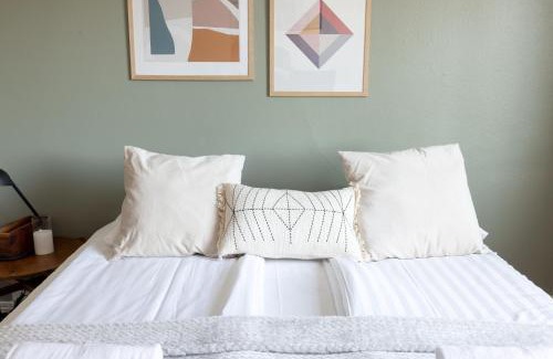 Ullanlinna Apartment | 2ndhomes Cozy Helsinki Center Studio with Park View