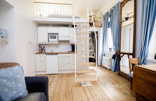 Punavuori Apartment | 2ndhomes Iso Roobertinkatu Apartment 3