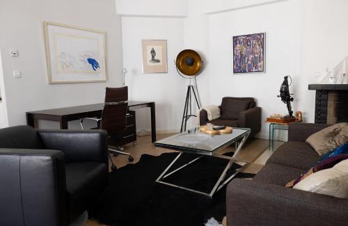 Kluuvi Apartment | 2ndhomes Luxury Helsinki Center 2BR Apartment with Sauna