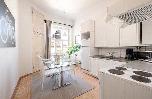 Kamppi Apartment | 2ndhomes Spacious & Cozy 1BR Home