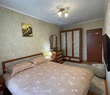 Bishkek Apartment | 3-х комнатная квартира в 5 МИКР 104 серии 4/4