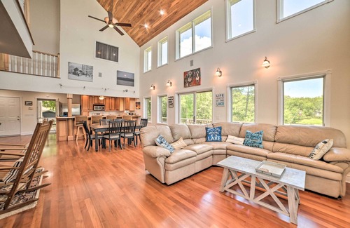 New Concord House | 3,000 Sq Ft A-Frame Home on Kentucky Lake w/Dock!