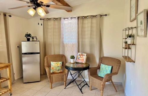 Miradero Apartment | 3.5 Hammock Living at Boho Casona near beaches