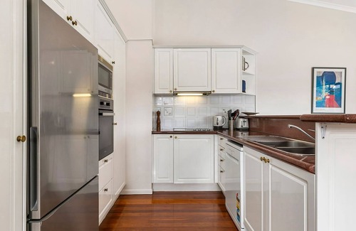 Noosa Heads Apartment | 3/8 (Kookaburra) Little Cove Rd Noosa heads