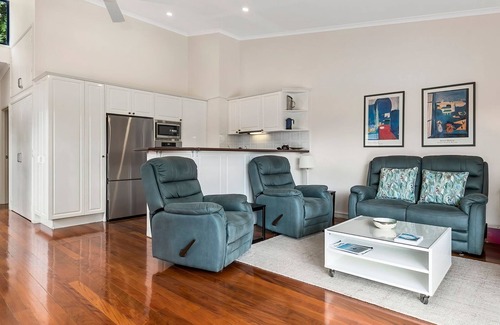 Noosa Heads Apartment | 3/8 (Kookaburra) Little Cove Rd Noosa heads