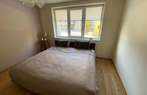 Prienai Apartment | 3 Bd Grd Floor Apt sleeps 6, 10 min to Birstonas