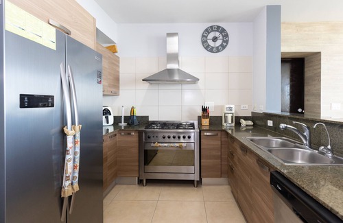 Coloncito Condo | 3 Bdr 🛏️ + 3.5 bthr 🛁 Apartment in luxury beach complex 🏢🏖️🌊