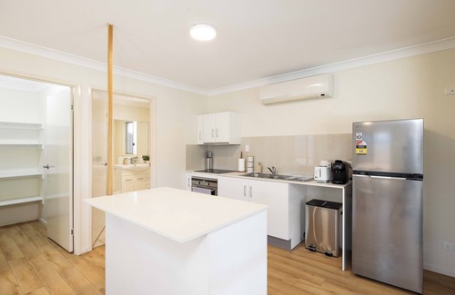 Acacia Ridge Apartment | 3 Bdr Apt! Aircon! Undercover Parking! 12AS3