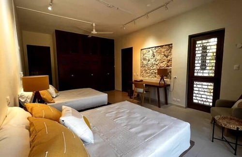 Merida Municipality House | 3 Bdr home Merida w/pool, parking & Starlink