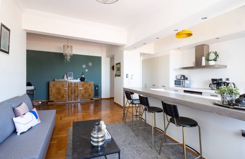 Plaka Apartment | 3 bdrm Luxury Apt Incredible Acropolis View
