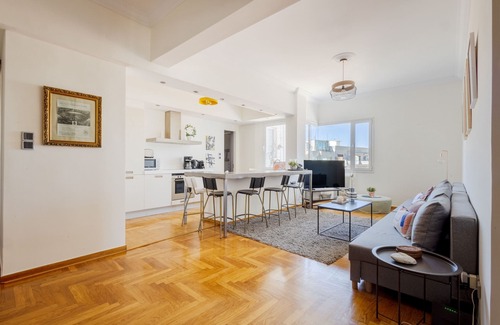 Plaka Apartment | 3 bdrm Luxury Apt Incredible Acropolis View