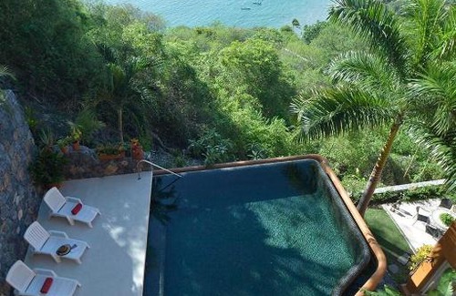 Playa Las Gatas Villa | 3 Bdrm Waterfront Apartment Overlooking Playa La Ropa