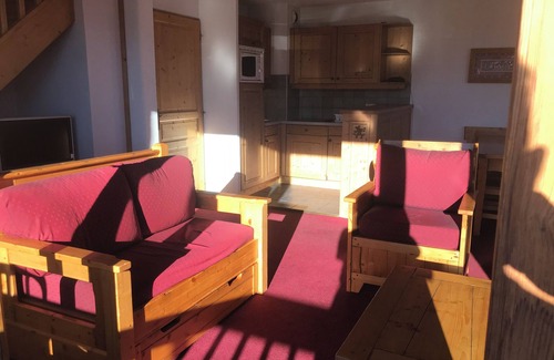Villarembert Apartment | 3-Bed Ski Apartment, Pool, U/G Parking, Sleeps 8