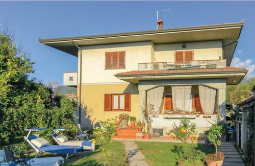 Capanne-Prato-Cinquale House | 3 bedroom accommodation in Montignoso -MS-