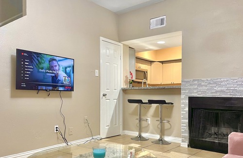 Greater Fondren Southwest House | 3 BED 2 BATH TOWNHOUSE 15 MIN FROM NRG