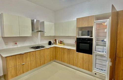 Ikoyi Apartment | 3-Bed Apartment, Ikoyi by TerraGems