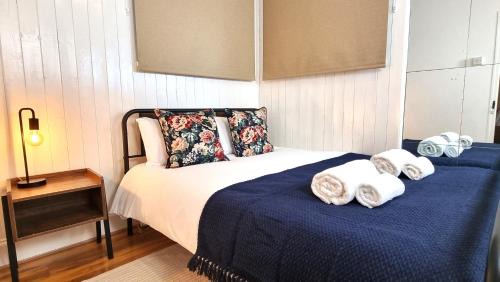 Peninsula Apartment | 3 bed flat O2 arena Dyson house