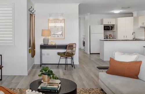 Coolum Beach Apartment | 3-Bed Haven with Balcony and BBQ, 5-Min to Beach