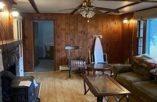 Keene House | 3 Bed House Perfect as a Base Camp to all the Mountains around Lake Placid!