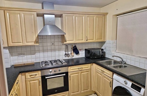 Maidstone House | 3 Bed house - Sleeps 6 - Parking - Wifi