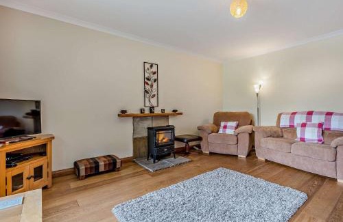 Dunkeld House | 3 Bed in Aberfeldy 50619