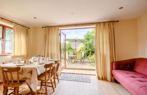 Bretforton House | 3 Bed in Bretforton 89477