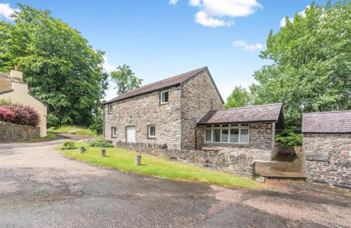 Llanfihangel-Ystrad House | 3 Bed in Dihewyd oc-t32348
