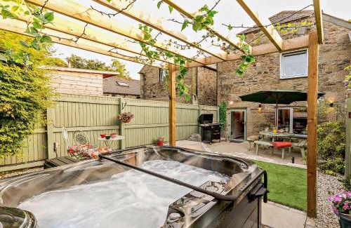 Lanhydrock House | 3 Bed in Lanhydrock 90214