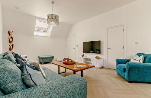 Newquay House | 3 Bed in Newquay 90070
