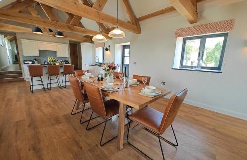 Haverfordwest House | 3 Bed in Slebech oc-t32374
