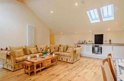 Worstead House | 3 Bed in Wroxham 83034