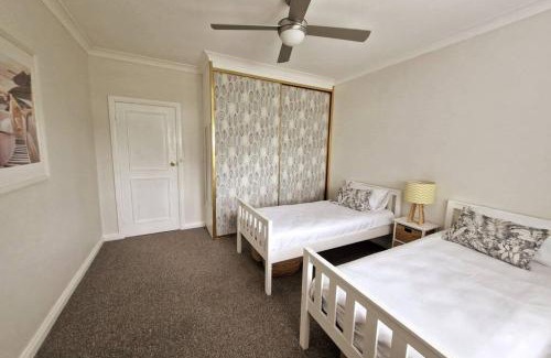 Shoal Bay House | 3-bed recently-renovated - now with aircon & heating - unit 1