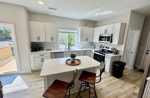 High Point House | 3 Bedroom 2.5 Bath house. Brand new and off of Main Street.