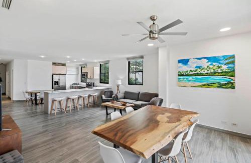 Coco House | 3-Bedroom 3rd-Floor Ocean-View Condo