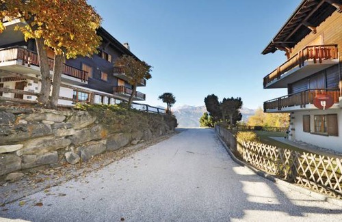 Les Mayens-de-Sion Apartment | 3 bedroom accommodation in Veysonnaz