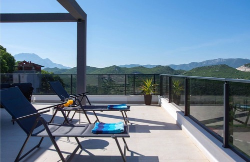 Blato na Cetini House | 3 bedroom accommodation in Blato Na Cetini