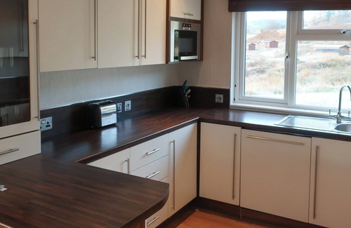 Banavie Cottage | 3 bedroom accommodation in Muirshearlich, near Fort William