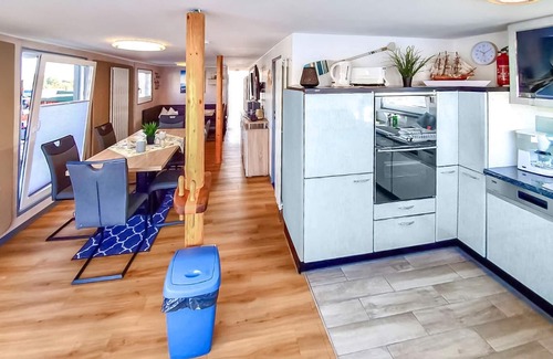 Muritz Boat Rental | 3 bedroom accommodation in Waren (Müritz)