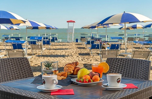 Isola Albarella House | 3 bedroom accommodation in Albarella RO