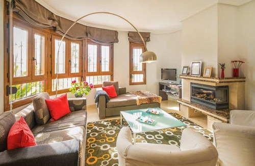 Algorfa House | 3 bedroom accommodation in Algorfa