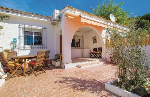 Muchamiel House | 3 bedroom accommodation in El Campello