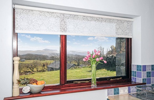 Morfa Bychan Cottage | 3 bedroom accommodation in Black Rock Sands, near Criccieth