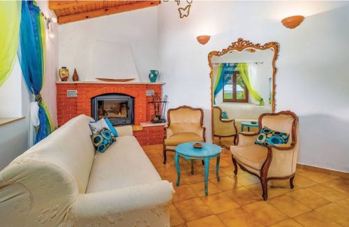 Snasici House | 3 bedroom accommodation in Snasici