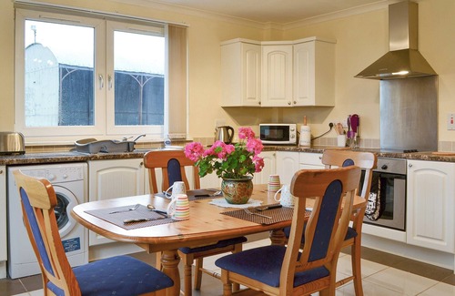 Linlithgow Cottage | 3 bedroom accommodation in Linlithgow