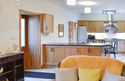 Lockerbie Cottage | 3 bedroom accommodation in Hangingshaw, near Lockerbie