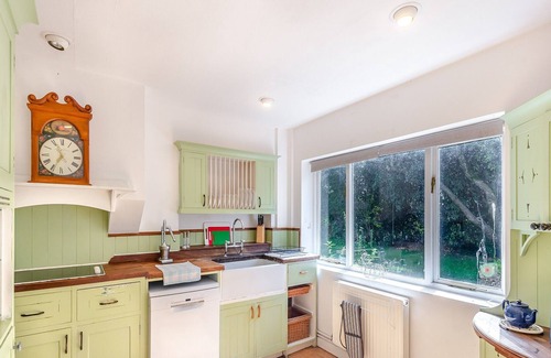 Brede Cottage | 3 bedroom accommodation in Westfield, near Hastings