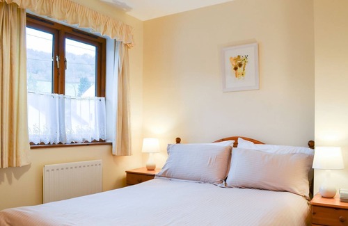 Backbarrow Cottage | 3 bedroom accommodation in Backbarrow, near Ulverston