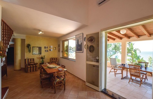 Ribera House | 3 bedroom accommodation in Ribera -AG-