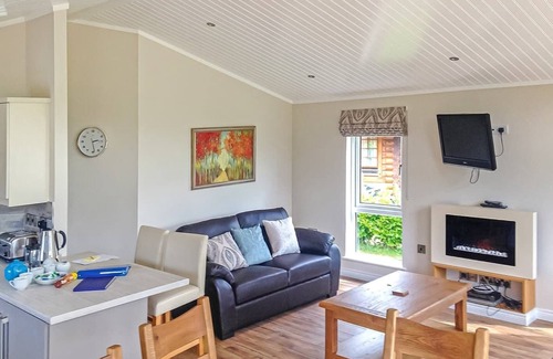 Norwich Ski Chalet | 3 bedroom accommodation in Frettenham, Norwich